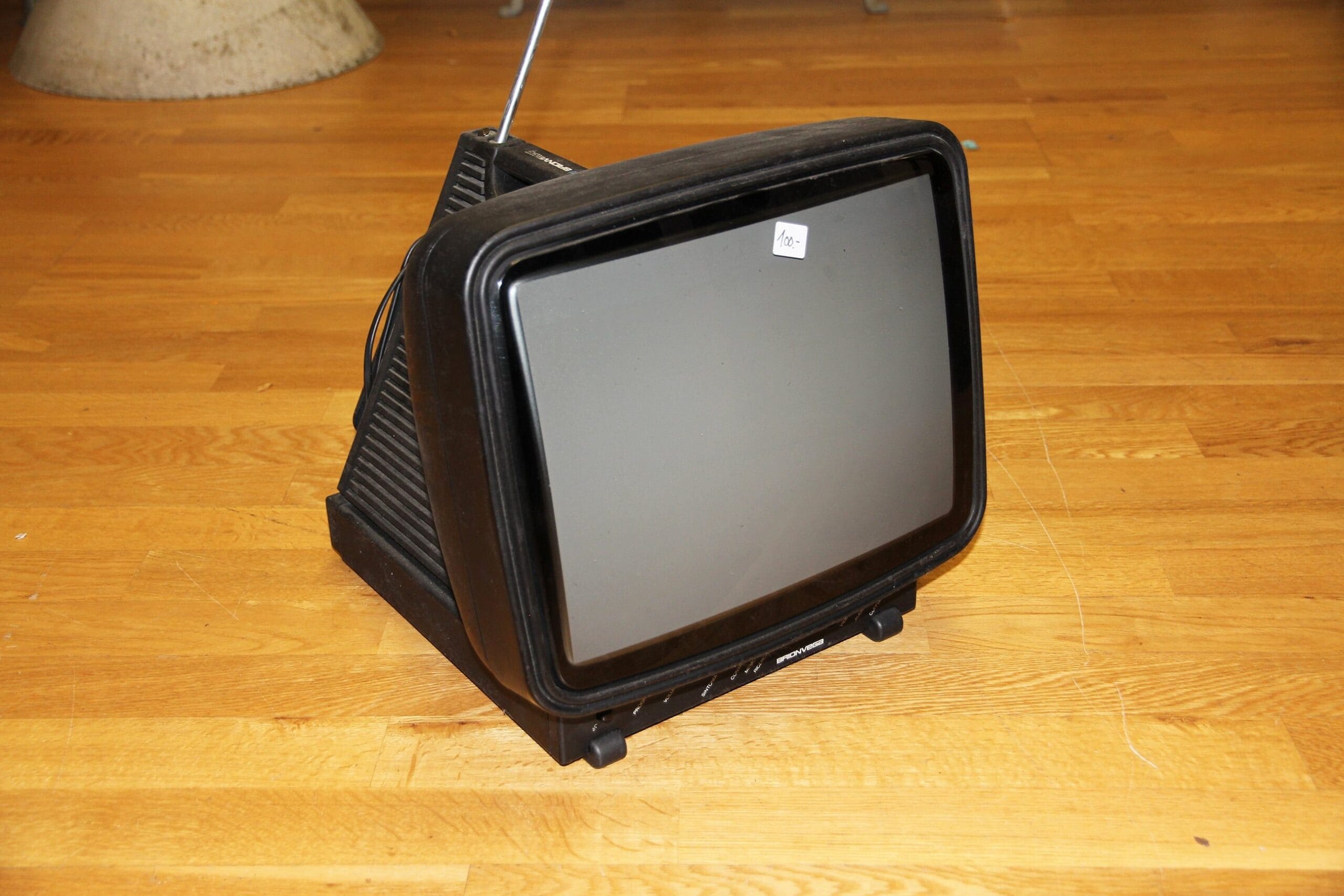 Best 15 Televisions - Mario Bellini