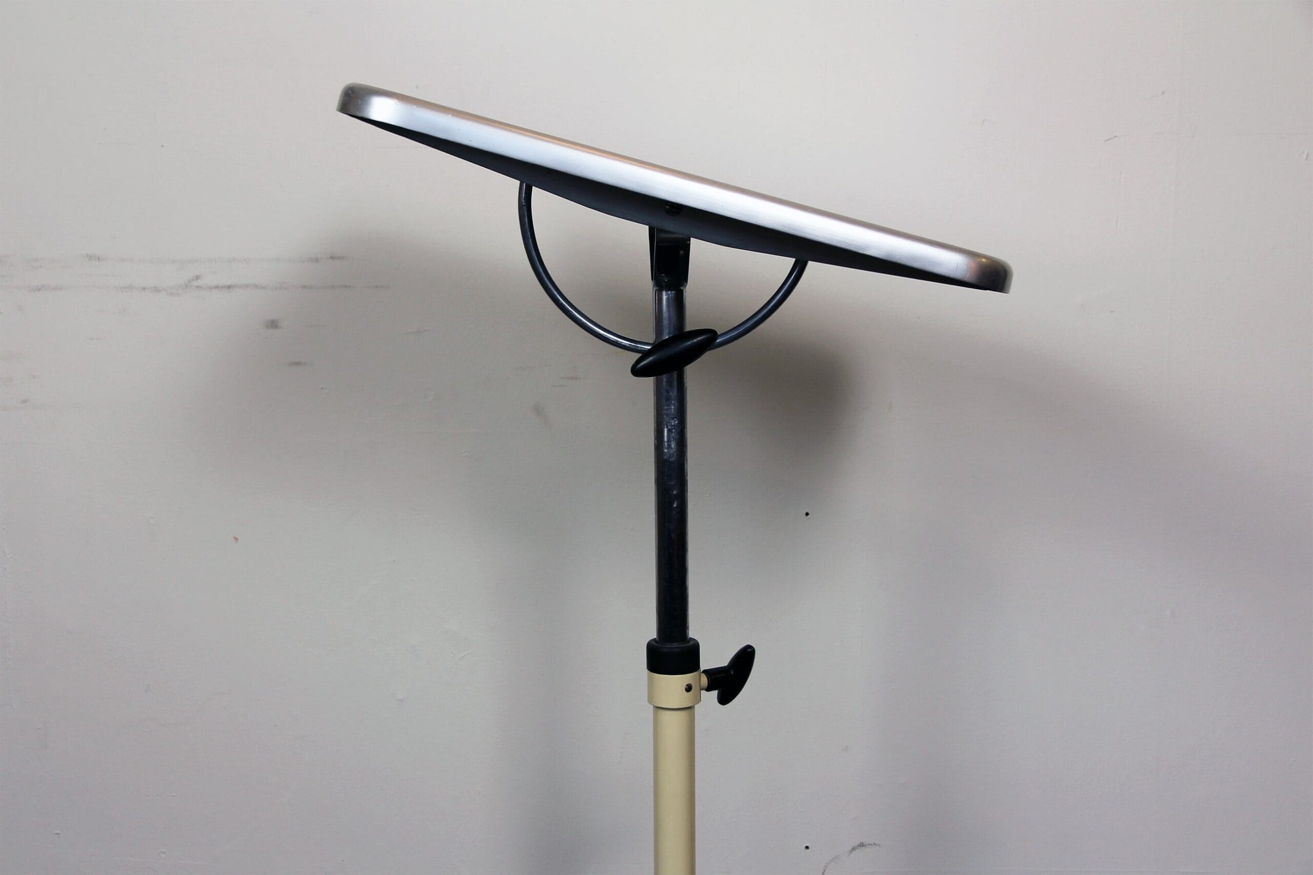 Hospital table