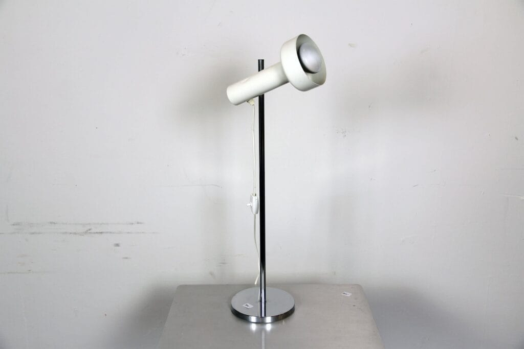 Lampe de table avec un spot