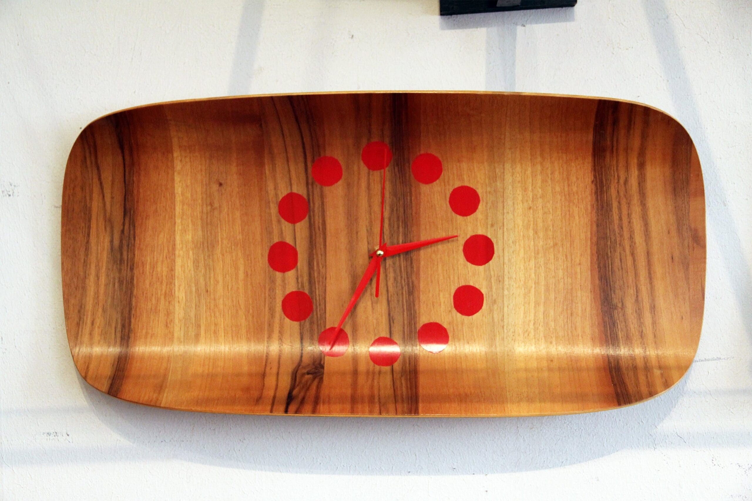 Horloge murale Pèse-bébé