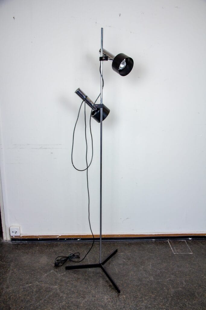 Stehlampe mit zwei Spots