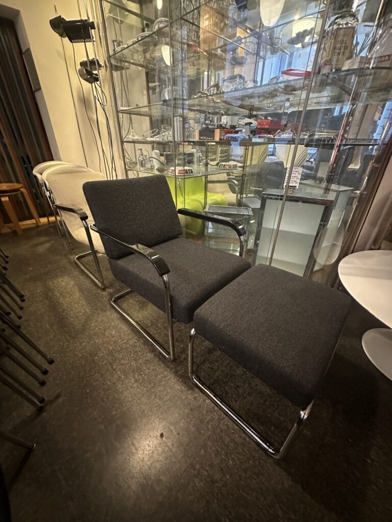 Moser Sessel & Ottoman